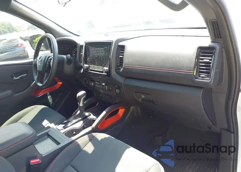 2024 Nissan Frontier Pro-4X 4X4 z USA, uszkodzony, nr VIN 1N6ED1EKXRN663924